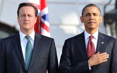 Thủ tướng Anh Cameron (trái) và Tổng thống Mỹ Obama.